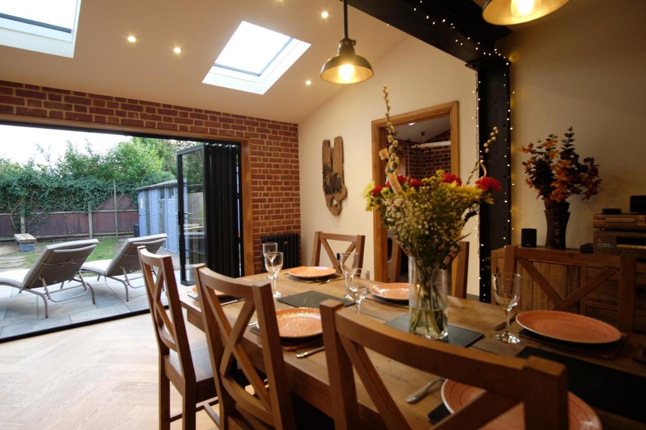 St Valentine - Fun Away With Loved Ones Holiday home Manningtree